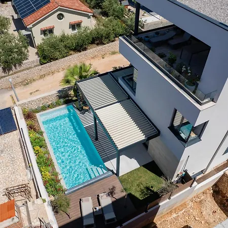 Villa Belmar Family House With Play For Kids & Pool *